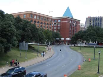 Dallas: 1 Stunde JFK Assassination Highlights Tour Dallas: 1 Stunde JFK Assassination Highlights Tour