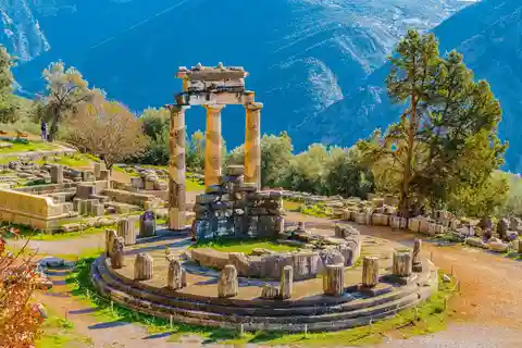 De Atenas: Viagem de 1 dia com guia privado a Delfos e Termópilas