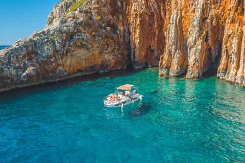 Cruises & boat tours