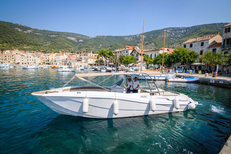 Transfert en hors-bord de la ville de Hvar à l'aéroport de Split