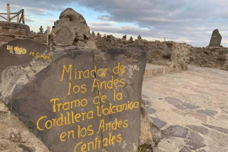 Arequipa: Colca Canyon Trekking 3-Day Tour & 2 Nights