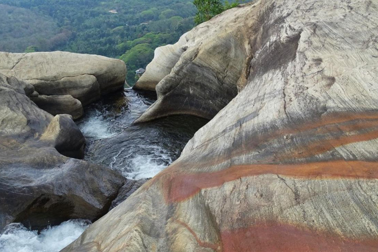 Adventure Tour: Udu Diyaluma - Waterfalls and Natural Pools
