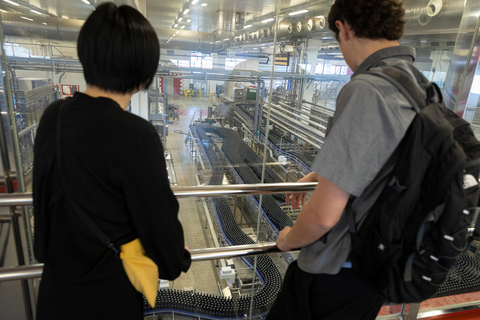 Barcelone : Visite guidée et dégustation de la brasserie Estrella DammVisite en anglais avec dégustation de bières spéciales Hiver-printemps 2025