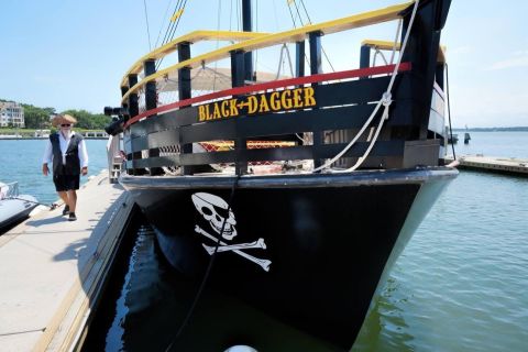 Остров Хилтон-Хед: пиратский круиз на черном кинжале