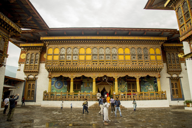 7-Days in Bhutan with River Rafting, Farm Lunch & Stone Bath