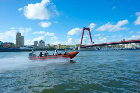 Rotterdam: Privat kryssning med motorbåt på Maas RiverRotterdam: Privat Maas River Speedboat Cruise