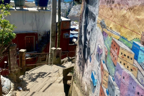 Rio de Janeiro: Wycieczka po faweli w Copacabana z lokalnym przewodnikiem!Rio de Janeiro: wycieczka Highligths Favela z lokalnymi atrakcjami