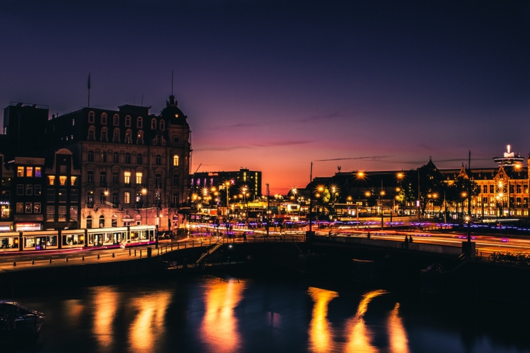 Amsterdam : croisière privée romantique sur les canaux de nuit