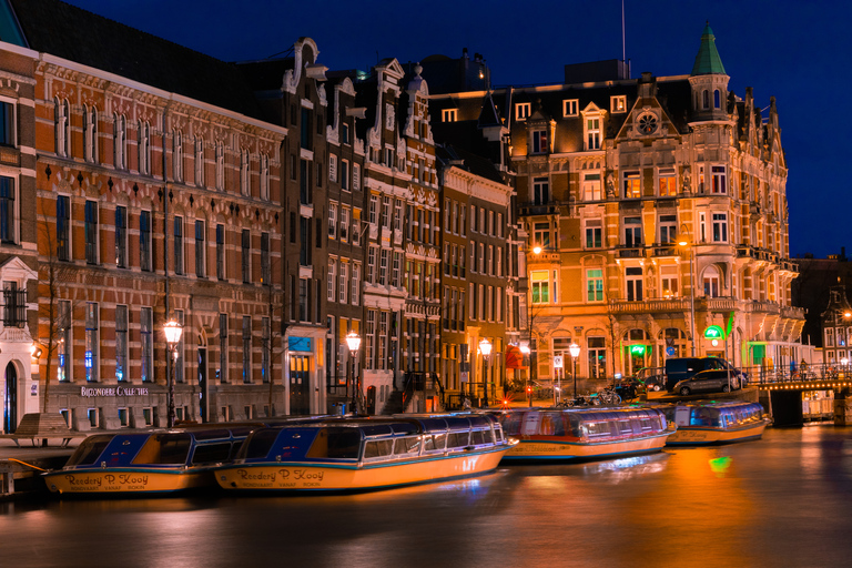 Amsterdam : croisière privée romantique sur les canaux de nuit