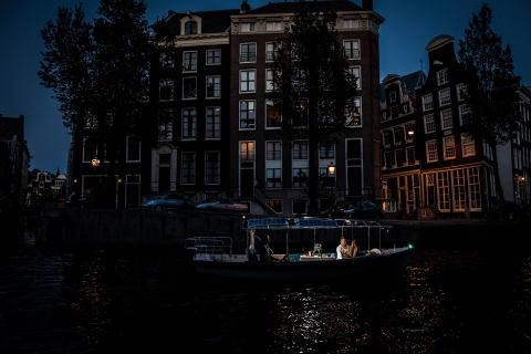 Amsterdam : croisière privée romantique sur les canaux de nuit