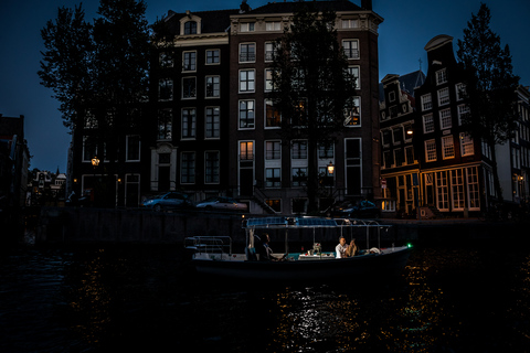 Amsterdam : croisière privée romantique sur les canaux de nuit