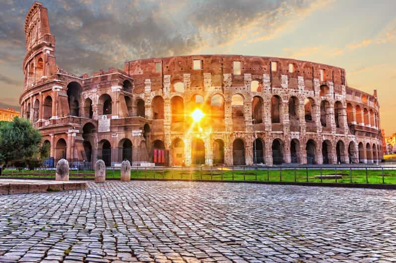 Roma: Tour Privato Del Colosseo E Accesso VIP All'arena | GetYourGuide