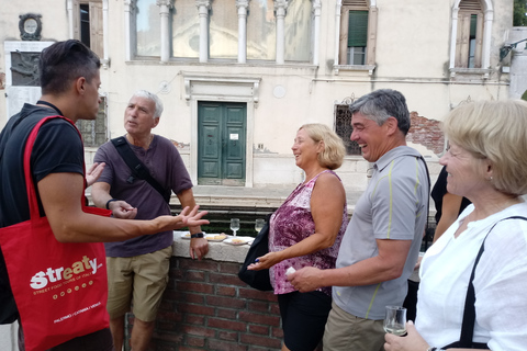 Venedig: Weinprobe und kulinarische Tour in kleiner Gruppe mit einem Einheimischen