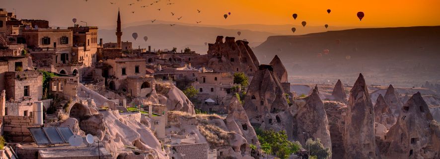 From Istanbul: Day Trip to Cappadocia with Flight and Lunch
