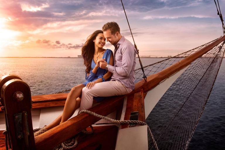 Cancún: crucero con cena romántica ColumbusMenú de langosta