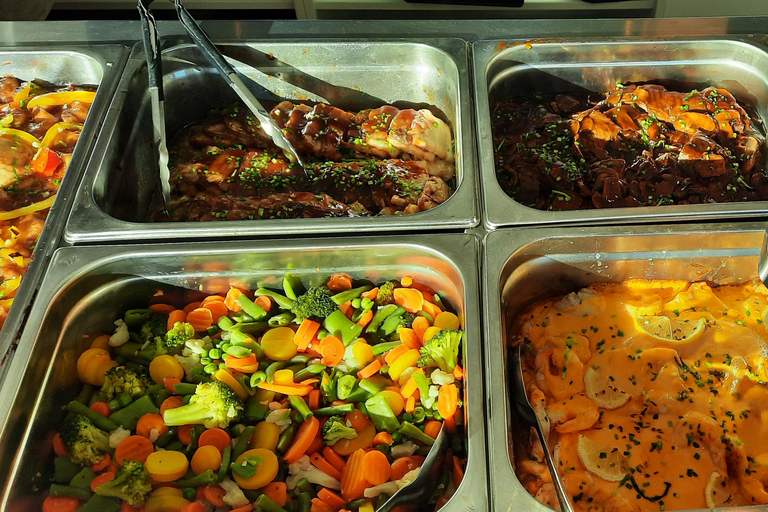 Spijkenisse: Moonlight Dinner Cruise with Buffet & Music