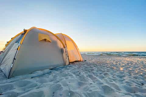 From Muscat: Overnight Beach Camping and Kayaking w/Pickup