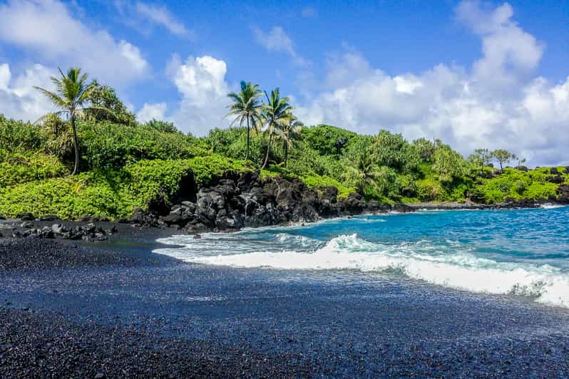 Maui: Road to Hana Full-Day Tour with Lunch and Transfer | GetYourGuide