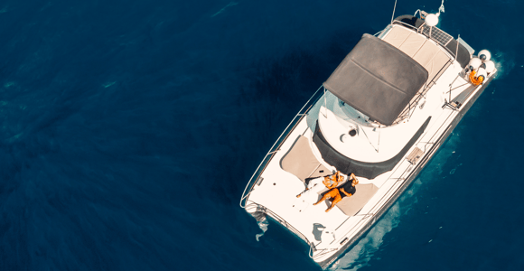 Santorini: Caldera Private Power Catamaran Cruise