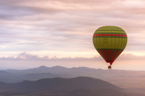 Vuelo en globo aerostático VIP de medio día a Marrakech