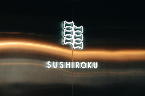 Degustación ilimitada de sake con degustación de sushi Omakase en TokioCata ilimitada de sake con 10 piezas de sushi omakase en Tokio