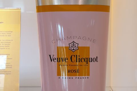 Reims : Visite guidée du Champagne Veuve Clicquot