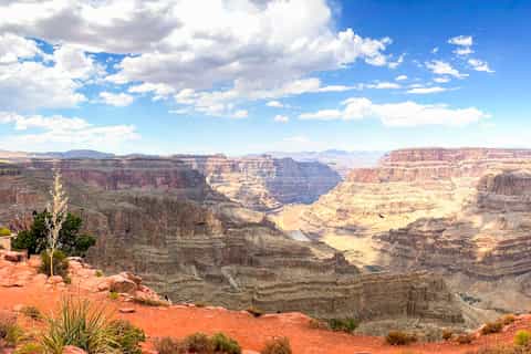 From Las Vegas: Grand Canyon West Rim Tour and Skywalk Entry with Lunch
