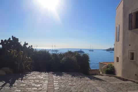 Nice: Cannes, Antibes & St Paul de Vence Half-Day Tour