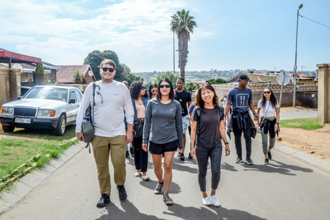 Soweto : visite à pied avec un guide localSoweto : visite guidée à pied avec déjeuner