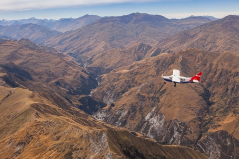Milford Sound : vol panoramique d'une heure au départ de Queenstown