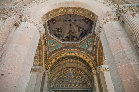 Echmiadzin, Museo del Tesoro y Excursión a Zvartnots con GuíaExcursión a Echmiadzin y Zvartnots con guía