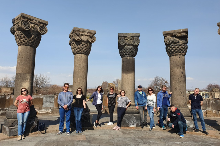 Echmiadzin, Museo del Tesoro y Excursión a Zvartnots con GuíaExcursión a Echmiadzin y Zvartnots con guía