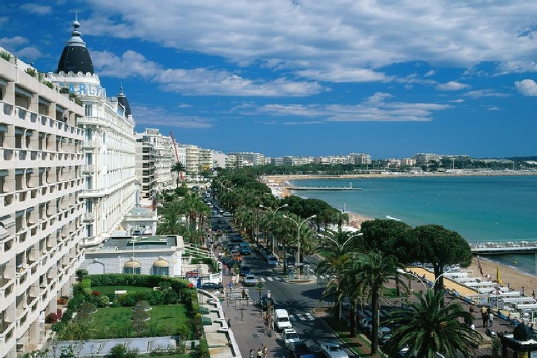 Tour de día completo por la Riviera francesa y los pueblos medievalesTour privado