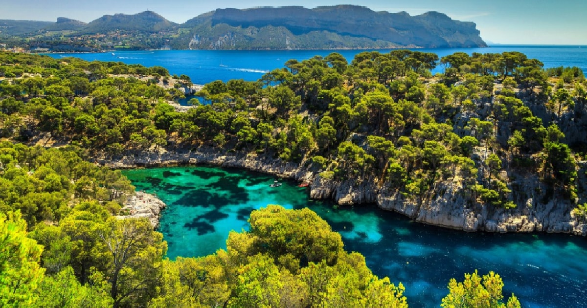 Calanques of Cassis, AixenProvence & Wine Tasting Day Tour  GetYourGuide