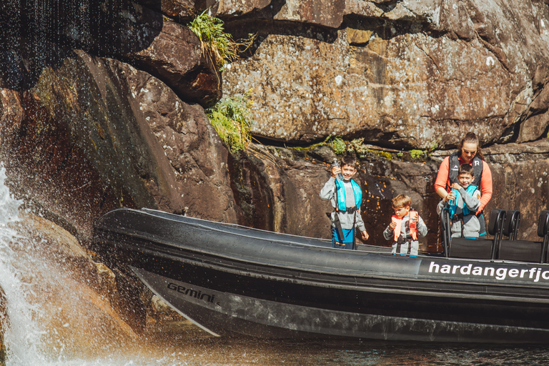 Øystese: Aventura en los fiordos Hardangerfjord y Fyksesund RIB