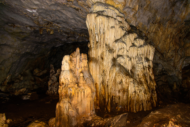 De Tirana: randonnée dans la grotte de Pellumbas et le canyon d'Erzeni