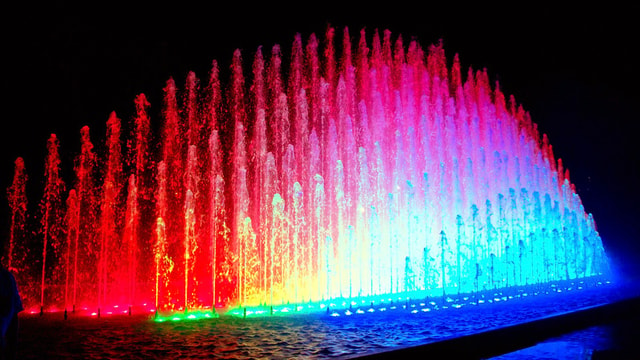 Lima: Magic Fountain Park and Bohemian Barranco Tour