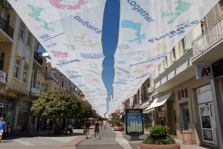 De Sofia: visite d'une journée de Plovdiv avec billet de théâtre romainOption standard