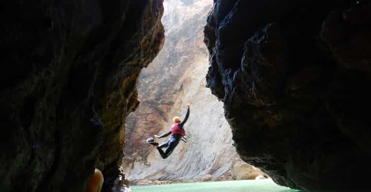 Sagres: Coasteering - Swimming, Cliff Jump & Rock Climbing