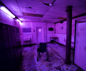 moviESCAPE Stockport SAWtopsy escape room-spil med horror-tema