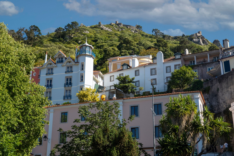 Lissabon: Sintra, Pena Palace, Cabo Roca kust &amp; Cascais TourMet toegangsbewijs voor het paleis van Pena inbegrepen