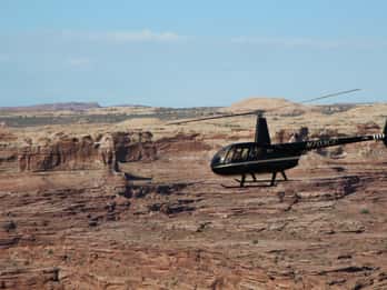 Moab: Arches Backcountry Helikopterflug Moab: Arches Backcountry Helikopterflug