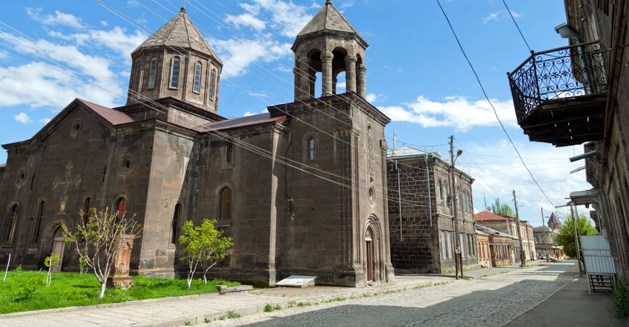 From Yerevan, Gyumri City and Harichavank Day Trip - Housity