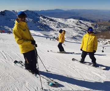 Sierra Nevada: verhuur van ski- of snowboardmateriaal