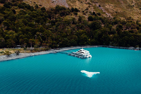 El Calafate: All Glaciers Cruise Tour l Spegazzini & Upsala Entry ticket with Transportation
