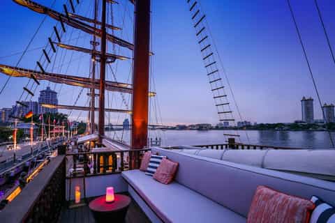 Bangkok: Sirimahannop Luxury Boat Set Menu