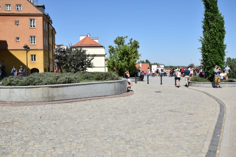 Warsaw: Old Town Guided Walking Tour Group Tour in English