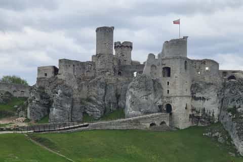 From Katowice: The Witcher Tour in Ogrodzieniec
