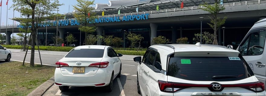 De l'aéroport de Huế à la ville de Huế ou Da Nang/Hội An en voiture