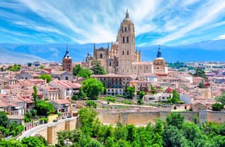 Madrid: Private Tagestour nach Toledo & Segovia